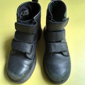 Dr. Martens 1460 STRAP Junior Boots BLACK